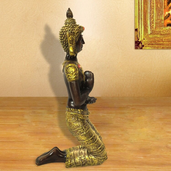 Thailand Kneeling Buddha-ToShay.org